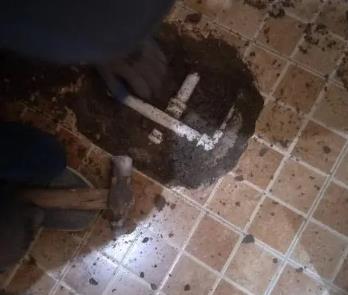 青秀卫生间漏水维修公司为您分享下卫生间渗水如何处理及注意事项