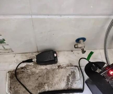 青秀屋顶漏水维修公司分享下卫生间漏水的危害及解决方法